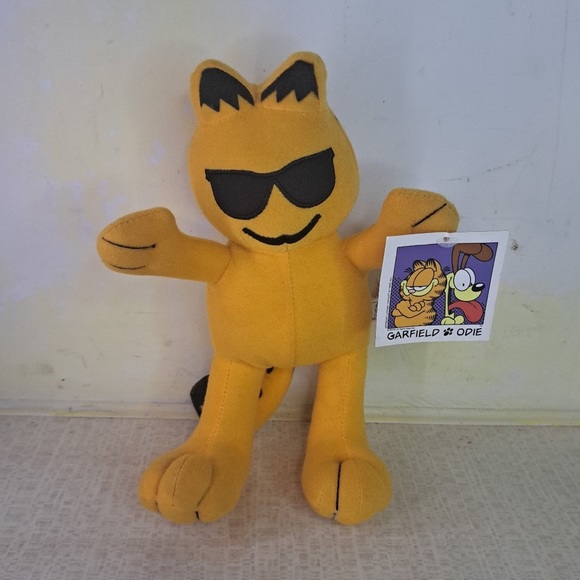 Garfield Odie NWT Garfield with Sunglasses Toy Factory Plush Stuffed Animal - Picture 1 of 8